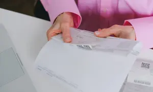 Czy można zamienić paragon na fakturę? Sprawdź, co musisz wiedzieć